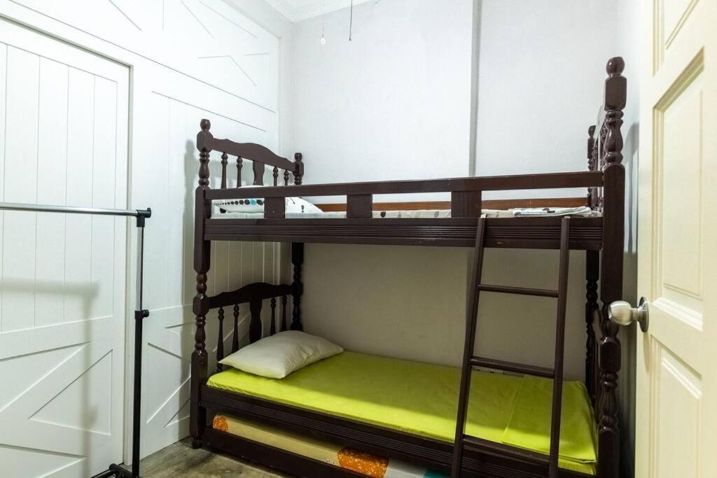 Villa New Granny Cozy House Georgetown 2-6Pax Esterno foto